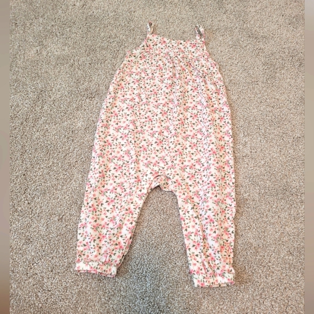 Old Navy Baby Girl Floral Romper Size 12-18 Months